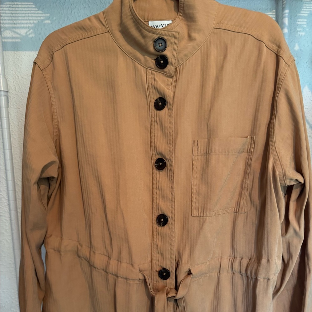 Women's Tan Button-Up Jacket